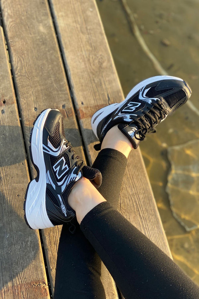 New Balance 530