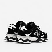 New Balance 9060 - Siyah Beyaz İthal