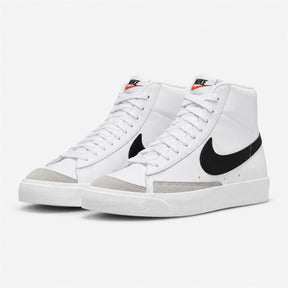 [PKSTD-20260904] Nike Blazer - ana ön üç çeyrek görünüm